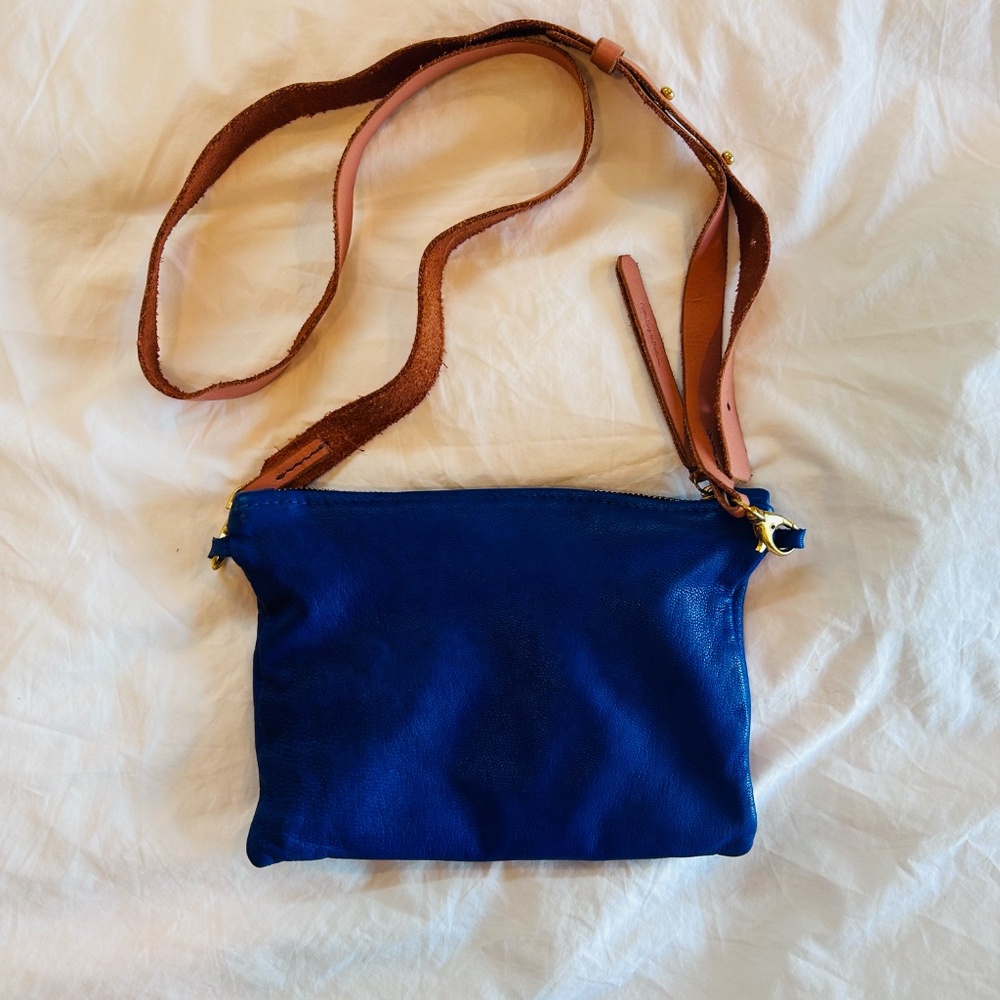 Noonday Crossbody Leather Bag with Extra Strap - Picture 4 of 7